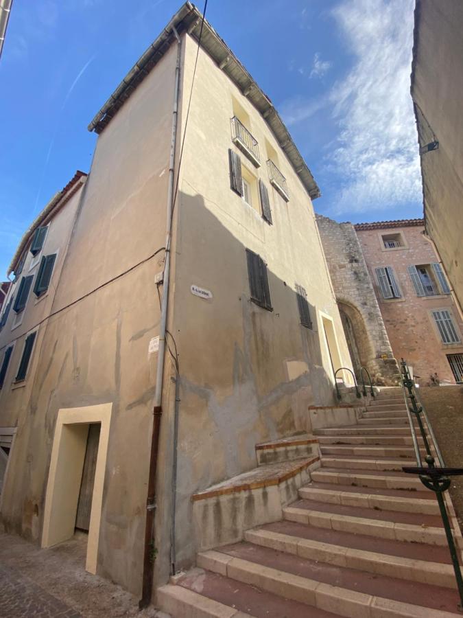 Bel Appartement T1 30M2 Centre Historique Aubagne Eksteriør billede